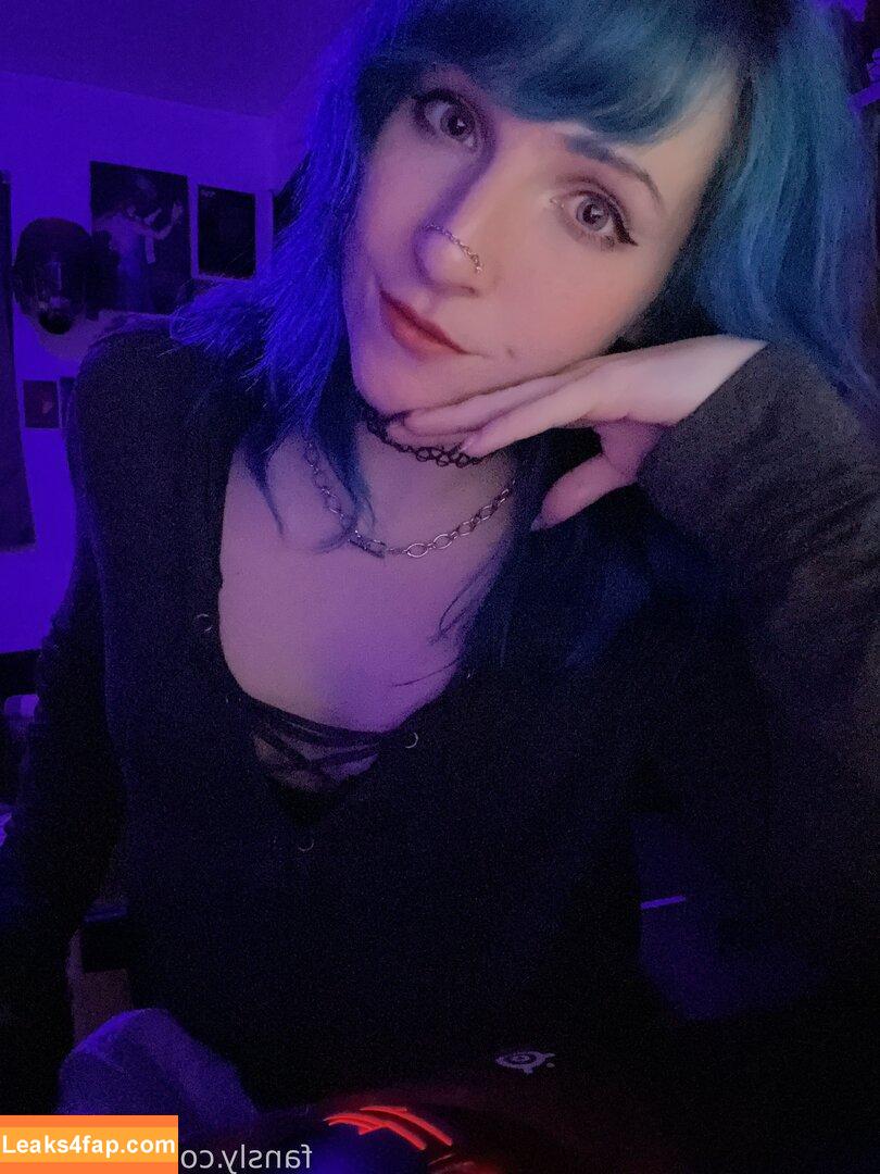 zerggiee /  leaked photo photo #0032