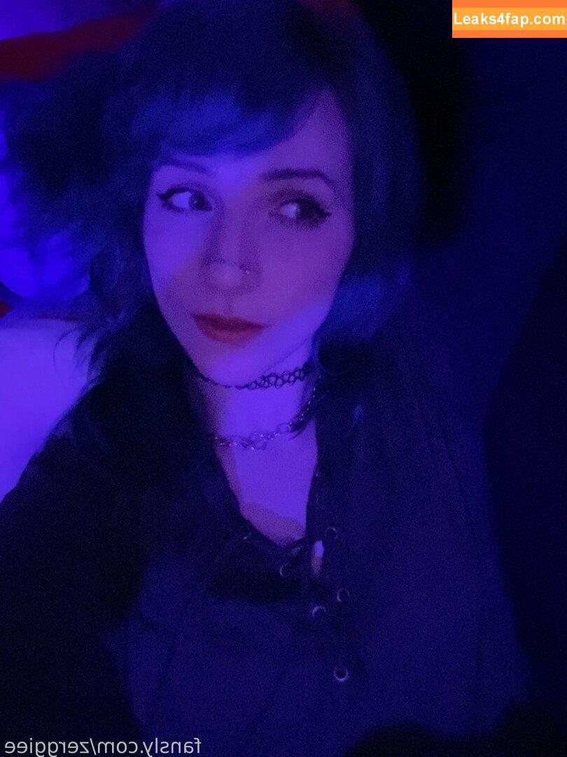 zerggiee /  leaked photo photo #0033