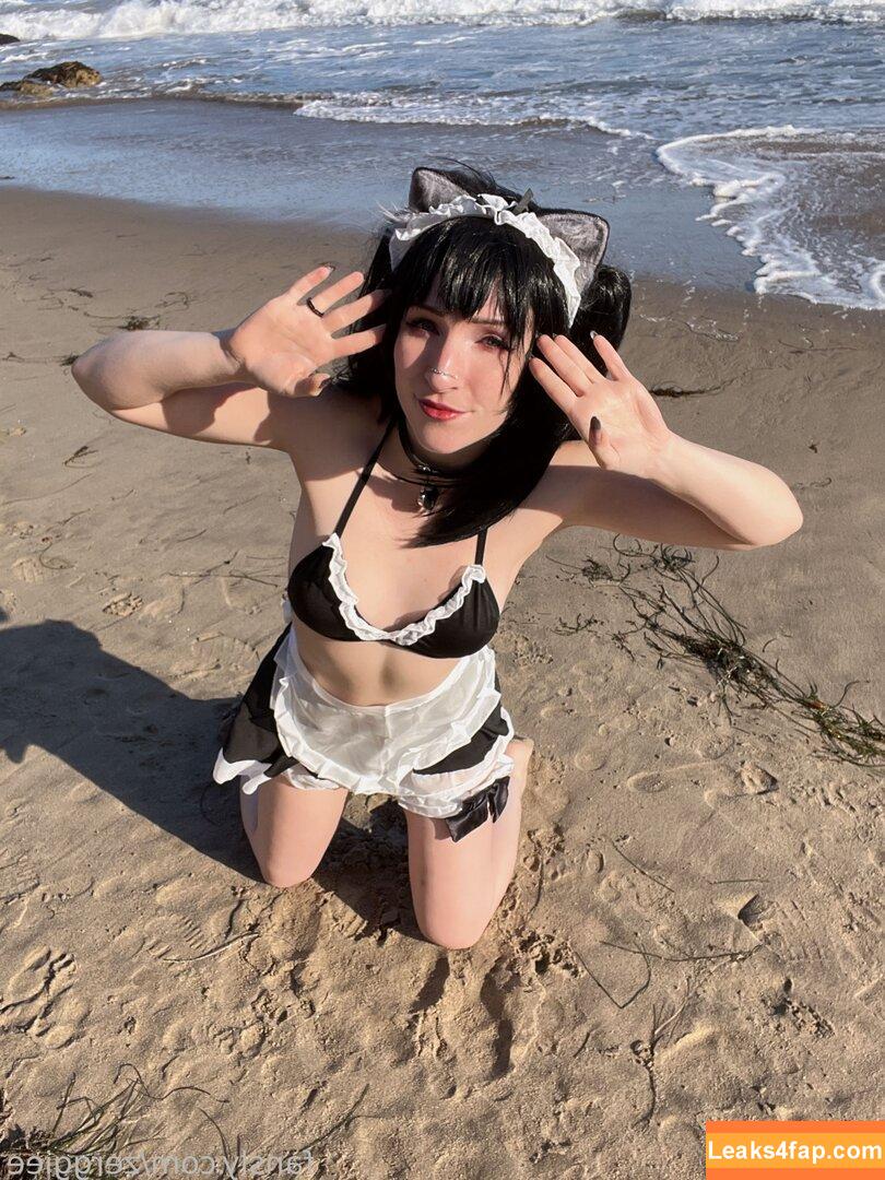zerggiee /  leaked photo photo #0085
