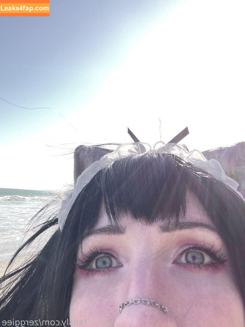 zerggiee /  leaked photo photo #0092