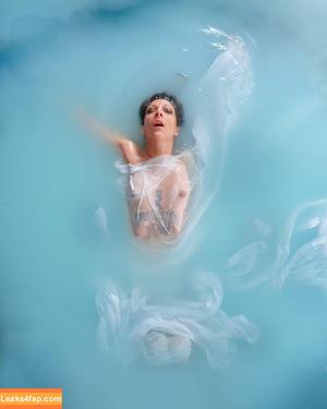 Zeynep Renda photo #0002