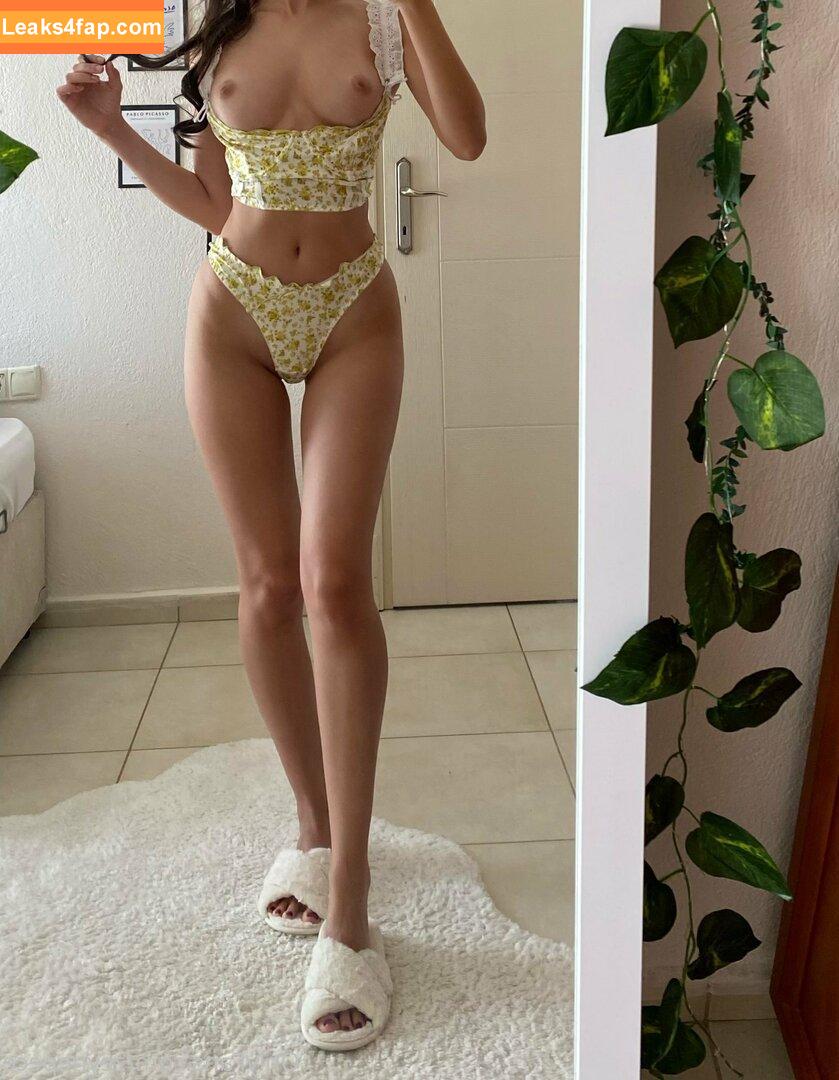zeynepece / https: / zeeynepece leaked photo photo #0034