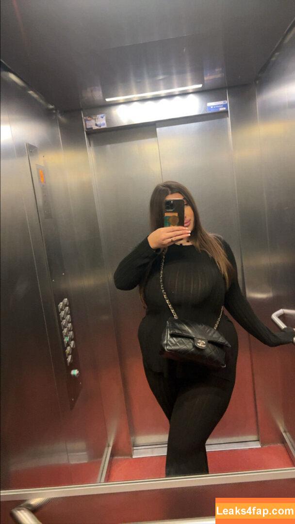 Zina_gh / zinaghmedia leaked photo photo #0021