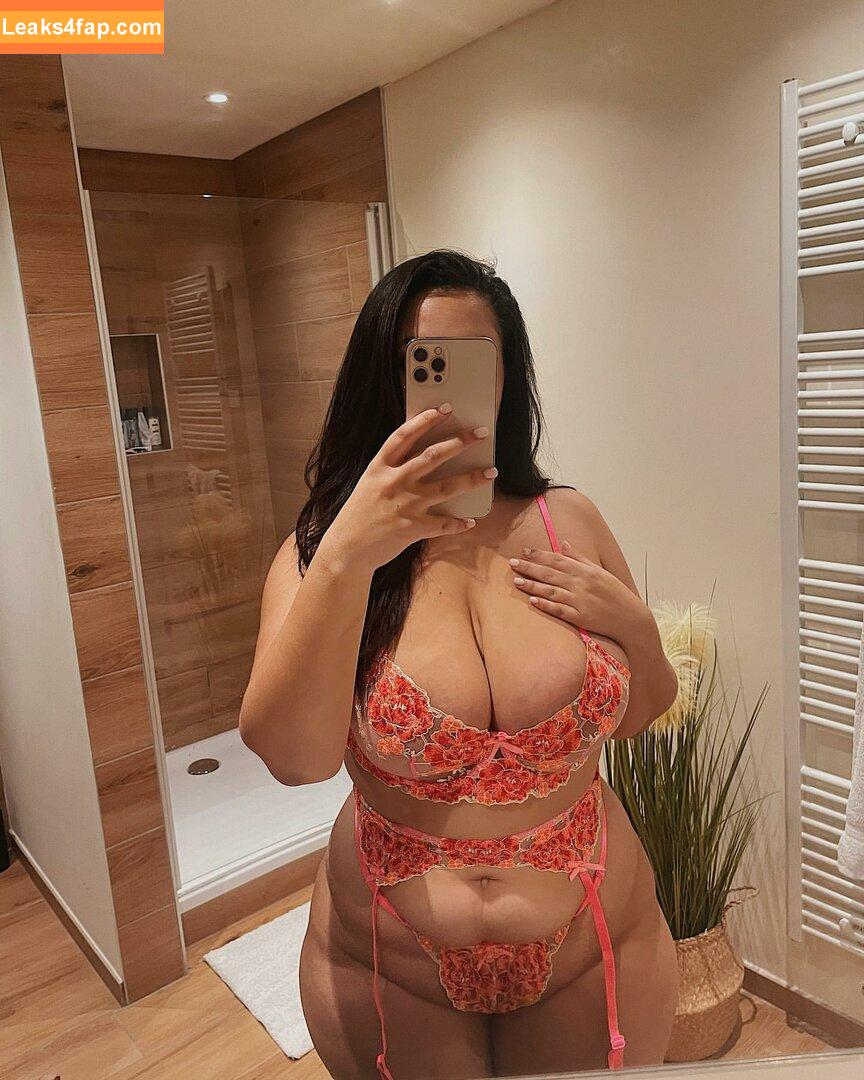 Zina Hadid / moroccanzina_ / therealzinax / zinahadid слитое фото фото #0053