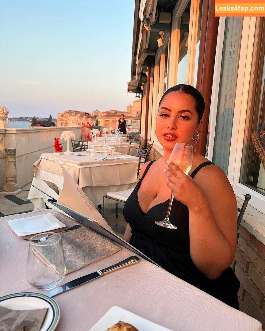 Zina Hadid / moroccanzina_ / therealzinax / zinahadid слитое фото фото #0100