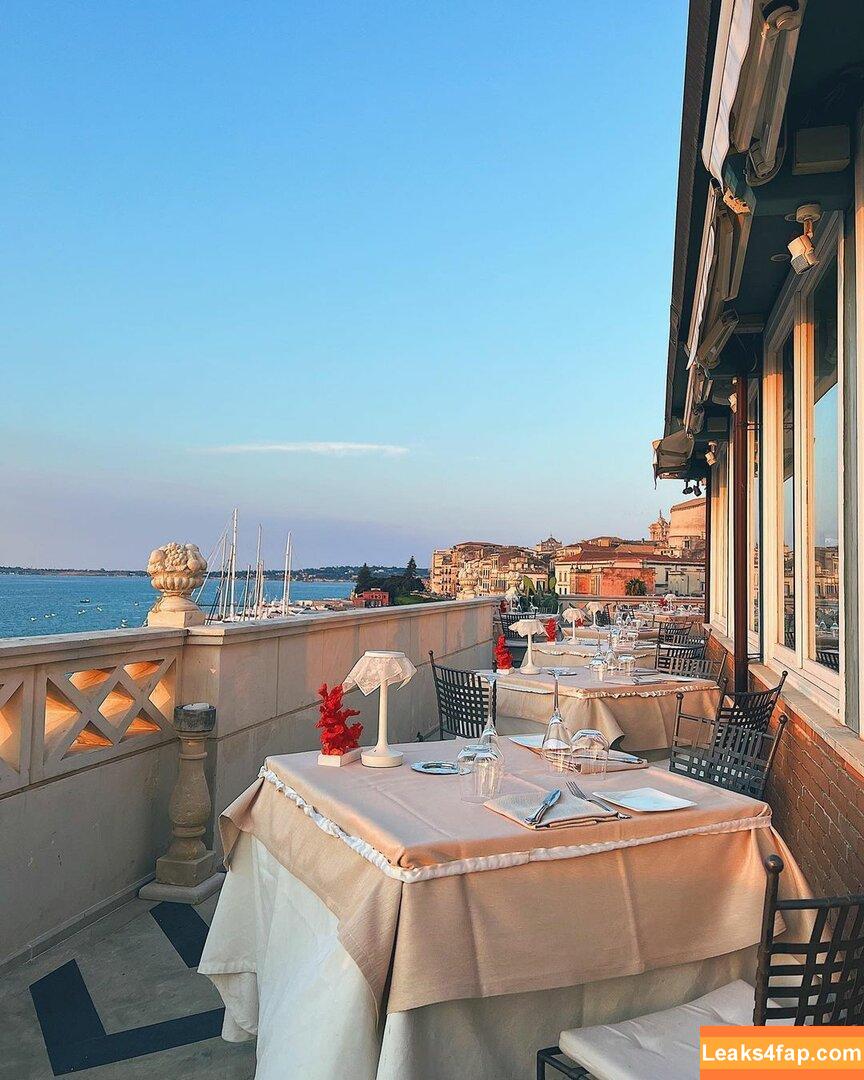 Zina Hadid / moroccanzina_ / therealzinax / zinahadid слитое фото фото #0105