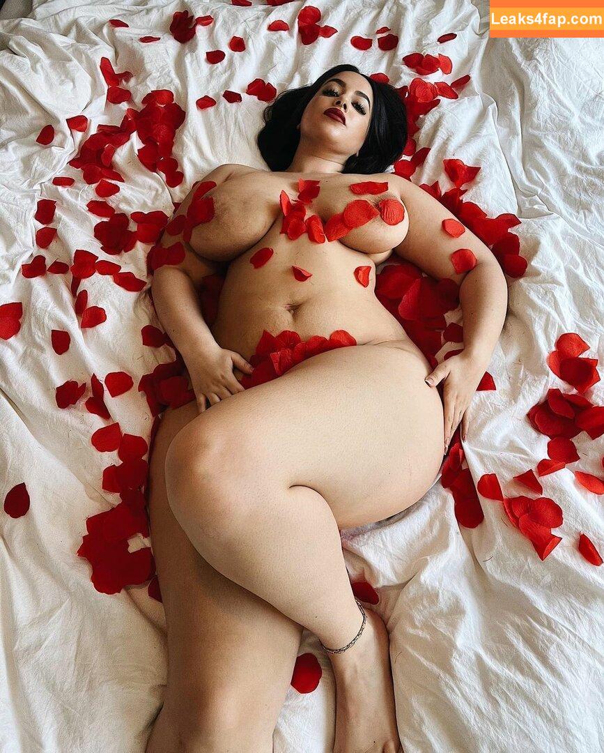 Zina Hadid / moroccanzina_ / therealzinax / zinahadid leaked photo photo #0168