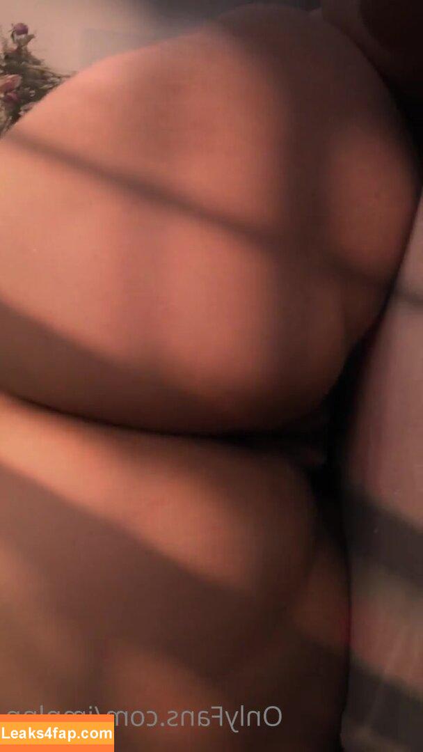 Zina Hadid / moroccanzina_ / therealzinax / zinahadid leaked photo photo #0220