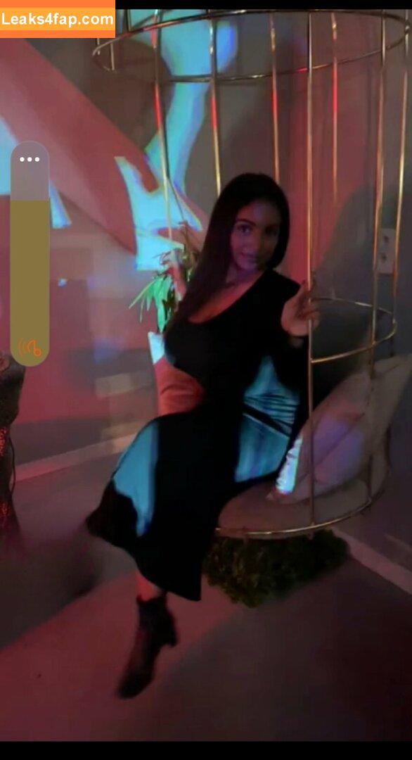 Zina Hadid / moroccanzina_ / therealzinax / zinahadid leaked photo photo #0250