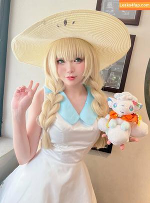 ZinieQ Cosplayer photo #0360