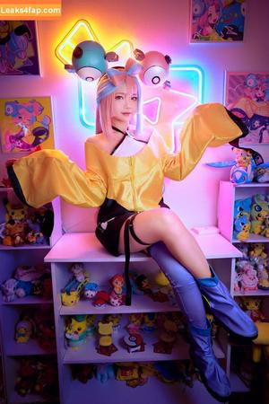 ZinieQ Cosplayer photo #0363