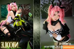 ZinieQ Cosplayer photo #0386