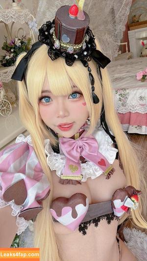 ZinieQ Cosplayer photo #0399