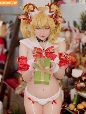 ZinieQ Cosplayer photo #0434