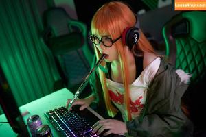 ZinieQ Cosplayer photo #0472