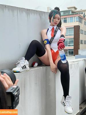 ZinieQ Cosplayer photo #0586