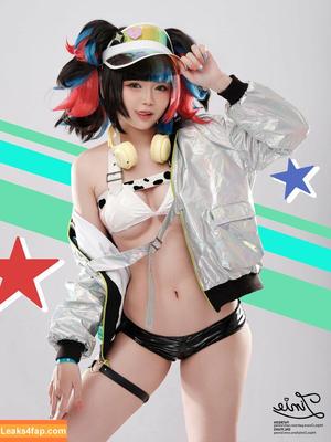 ZinieQ Cosplayer photo #0746