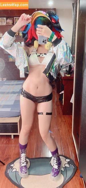 ZinieQ Cosplayer photo #0755