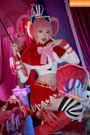 ZinieQ Cosplayer photo #0758