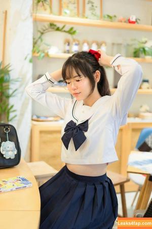 ZinieQ Cosplayer photo #0826