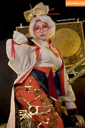 ZinieQ Cosplayer photo #0837