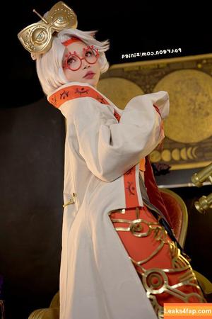 ZinieQ Cosplayer photo #0838