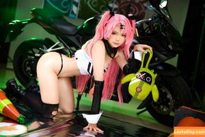 ZinieQ Cosplayer photo #1113