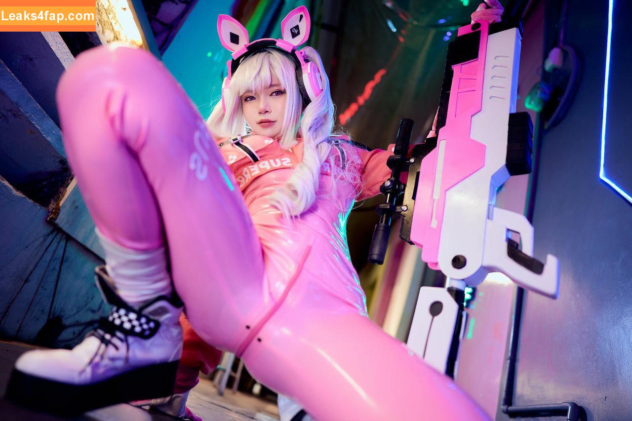 ZinieQ / zinieqcute / 𝐙𝐢𝐧𝐢𝐞𝐐 leaked photo photo #0041