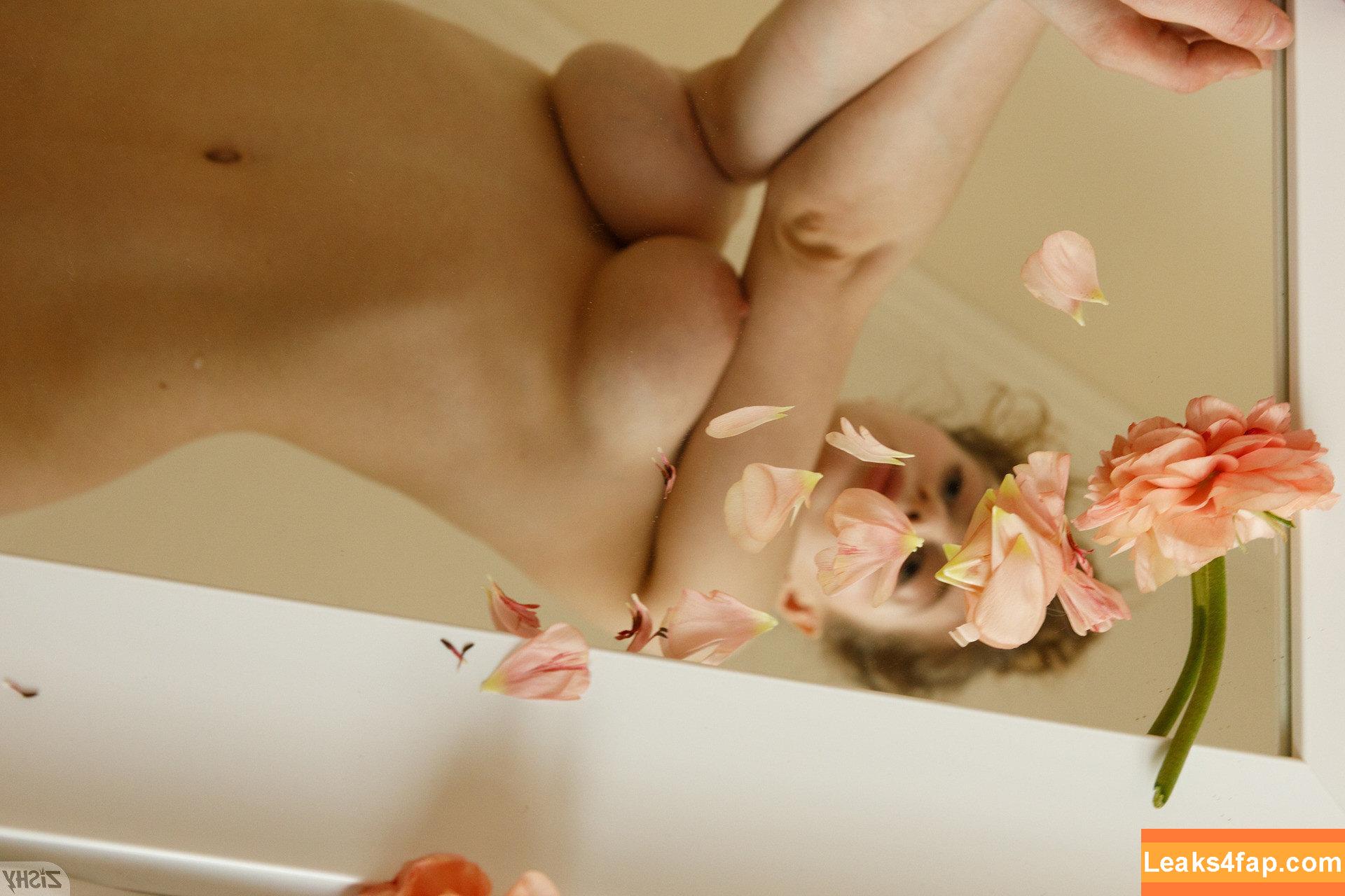 Zishy / zishylives leaked photo photo #9136