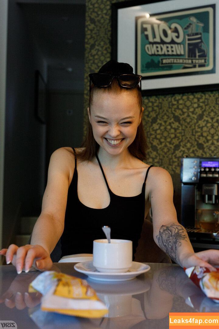 Zishy / zishylives leaked photo photo #9555