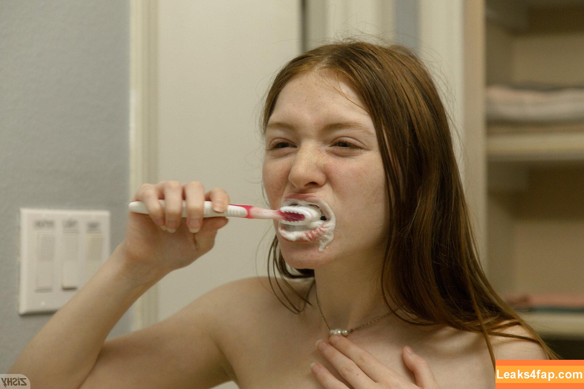 Zishy / zishylives leaked photo photo #7193