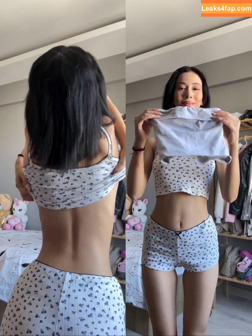 Özlem Aksoy /  leaked photo photo #0003