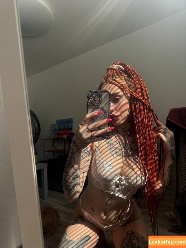 Zmija Bejby /  leaked photo photo #0008