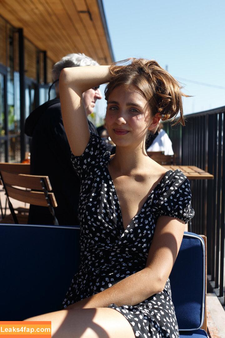 Zoe Aguilar / zoeeeaguilarr leaked photo photo #0016