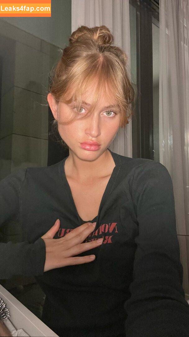 Zoe Kaeppele / lifeinaspiritualsense leaked photo photo #0069