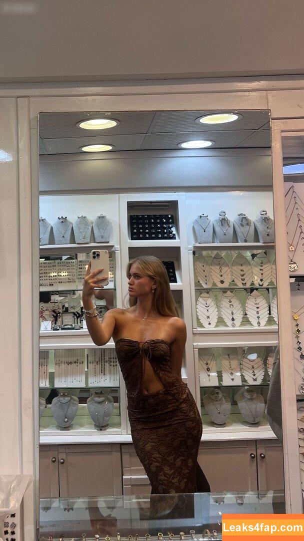 Zoe Kaeppele / lifeinaspiritualsense leaked photo photo #0097