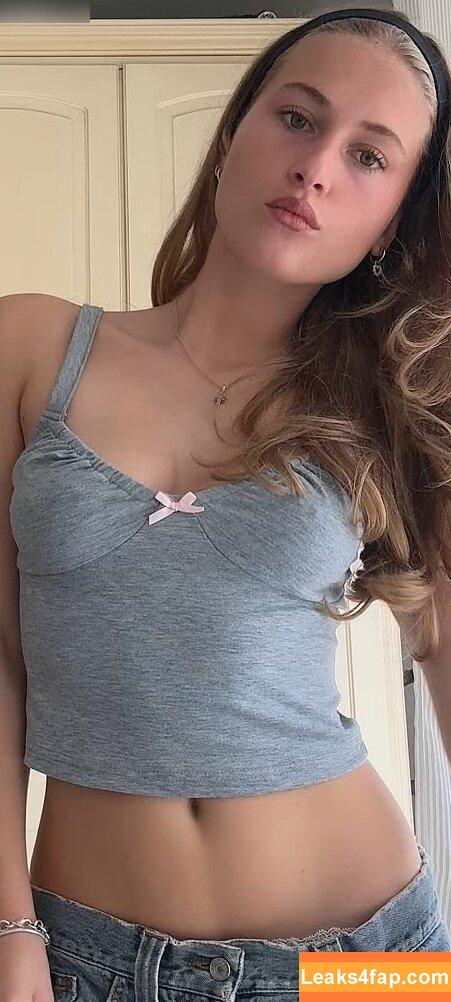Zoe Kaeppele / lifeinaspiritualsense leaked photo photo #0152