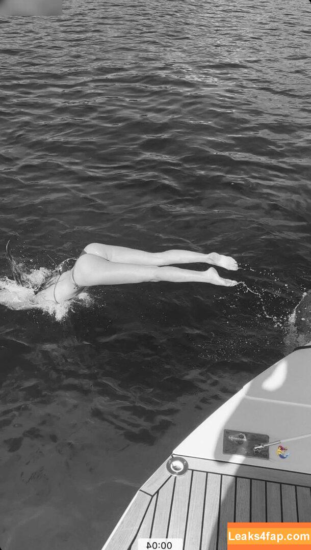 Zoe Kaeppele / lifeinaspiritualsense leaked photo photo #0162