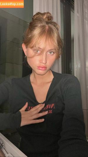 Zoe Kaeppele photo #0069