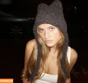 Zoe Kaeppele photo #0142