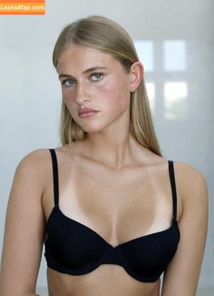 Zoe Kaeppele photo #0377