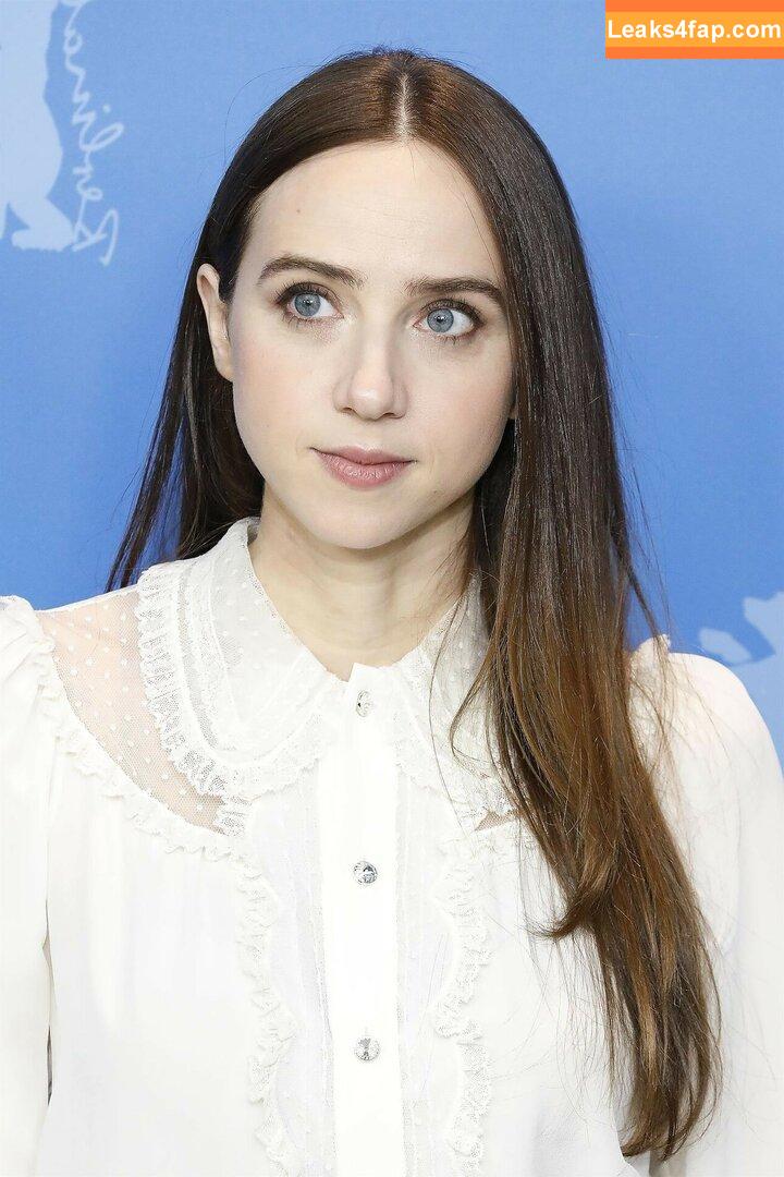 Zoe Kazan / zoe.kazan leaked photo photo #0080