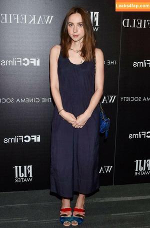 Zoe Kazan photo #0052