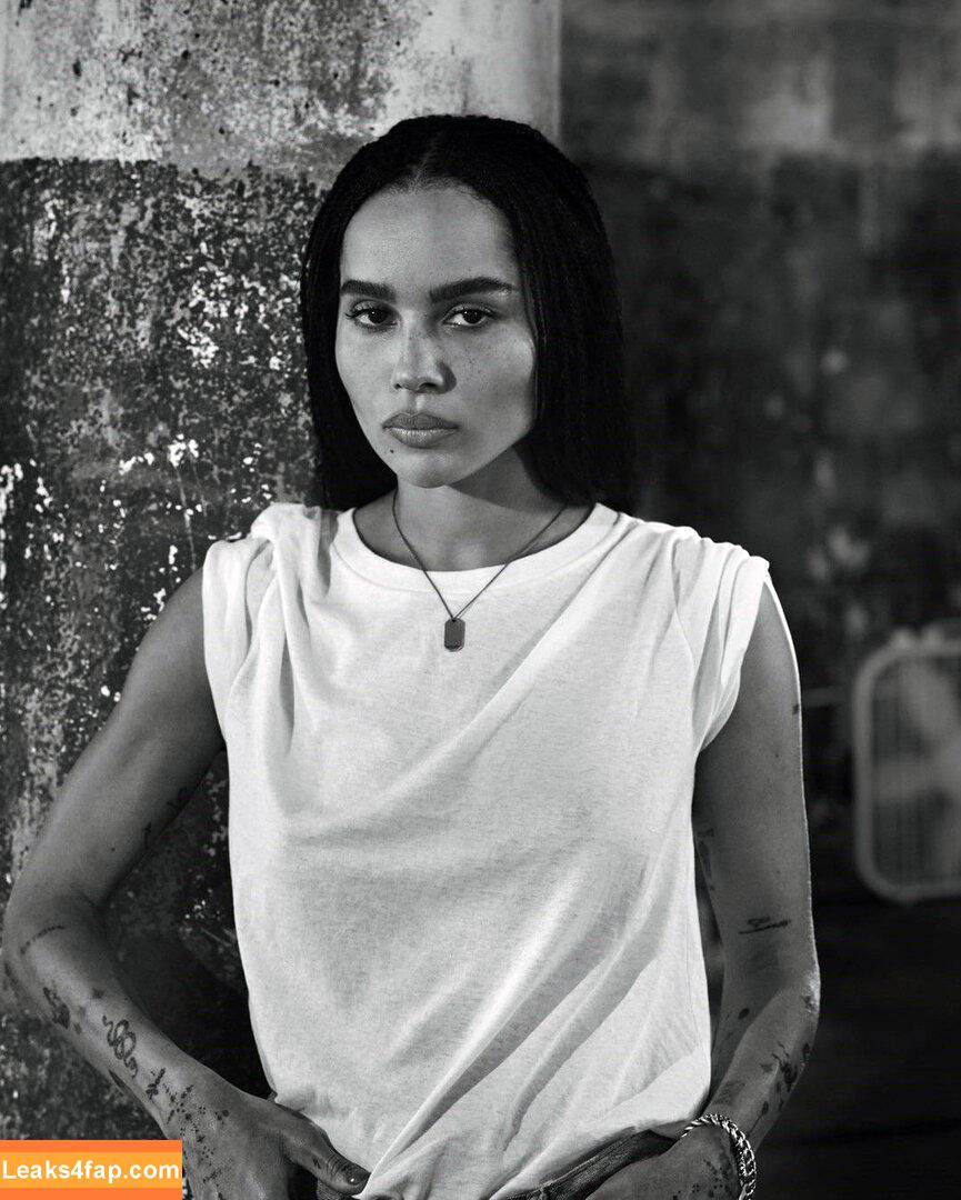 Zoë Kravitz / zoeisabellakravitz слитое фото фото #0045