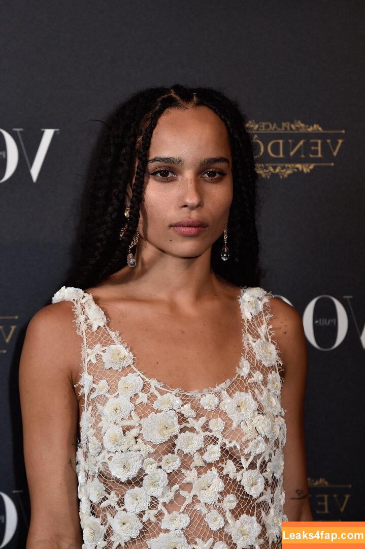 Zoë Kravitz / zoeisabellakravitz слитое фото фото #0155