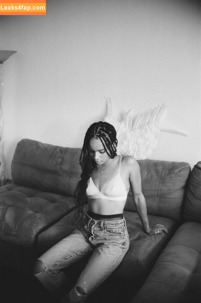 Zoë Kravitz / zoeisabellakravitz leaked photo photo #0280