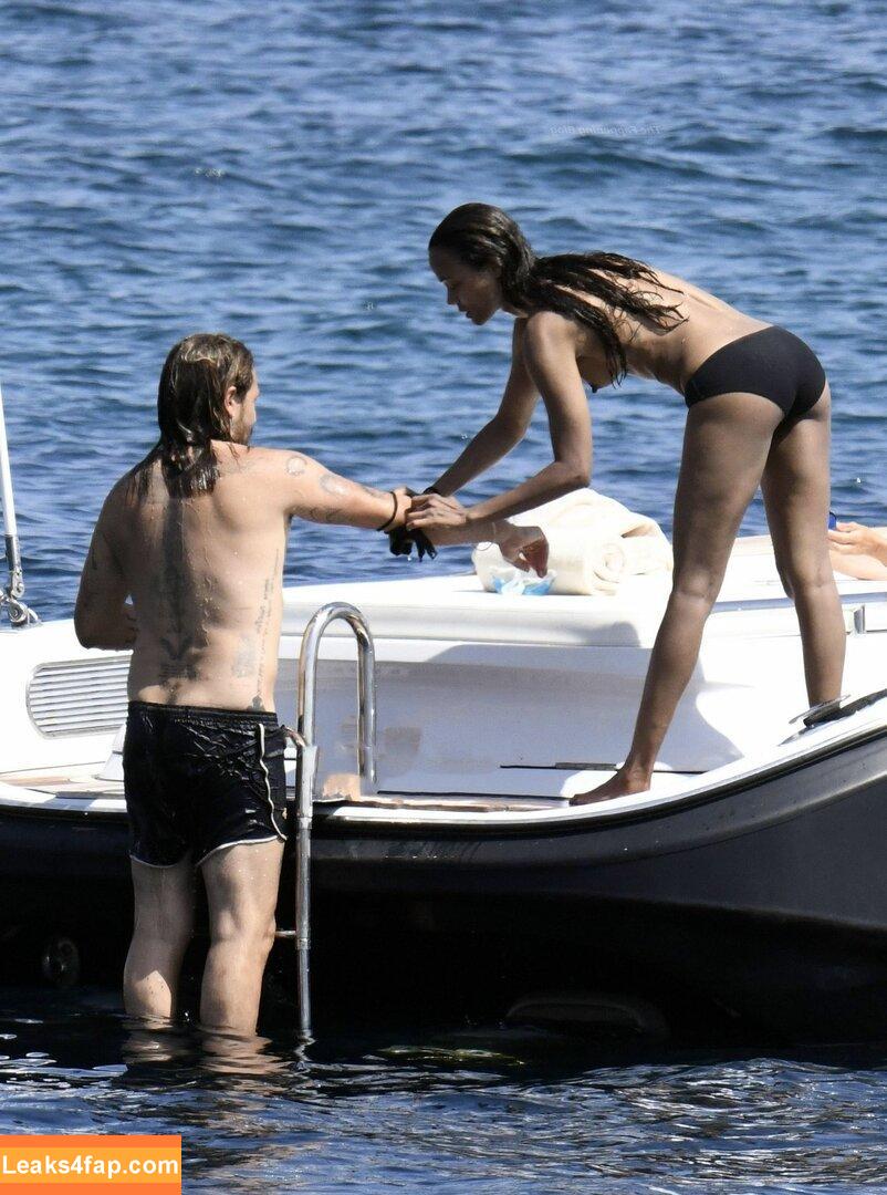 Zoe Saldana / zoesaldana leaked photo photo #0087