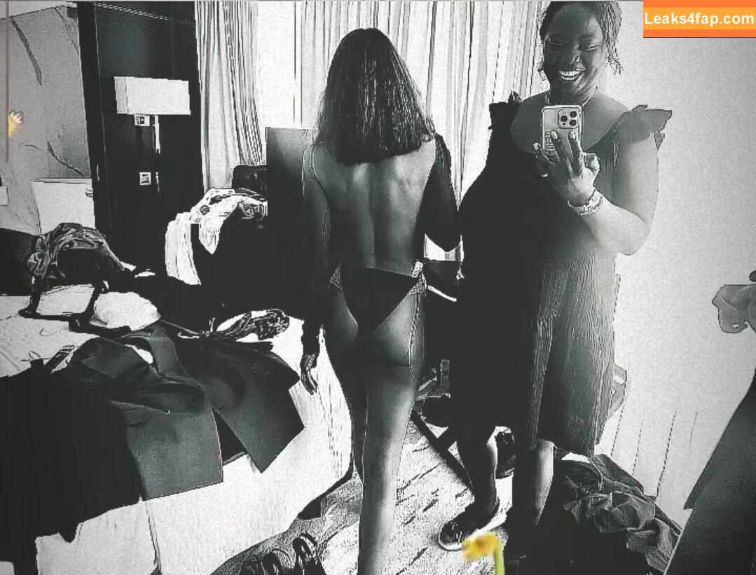 Zoe Saldana / zoesaldana leaked photo photo #0365