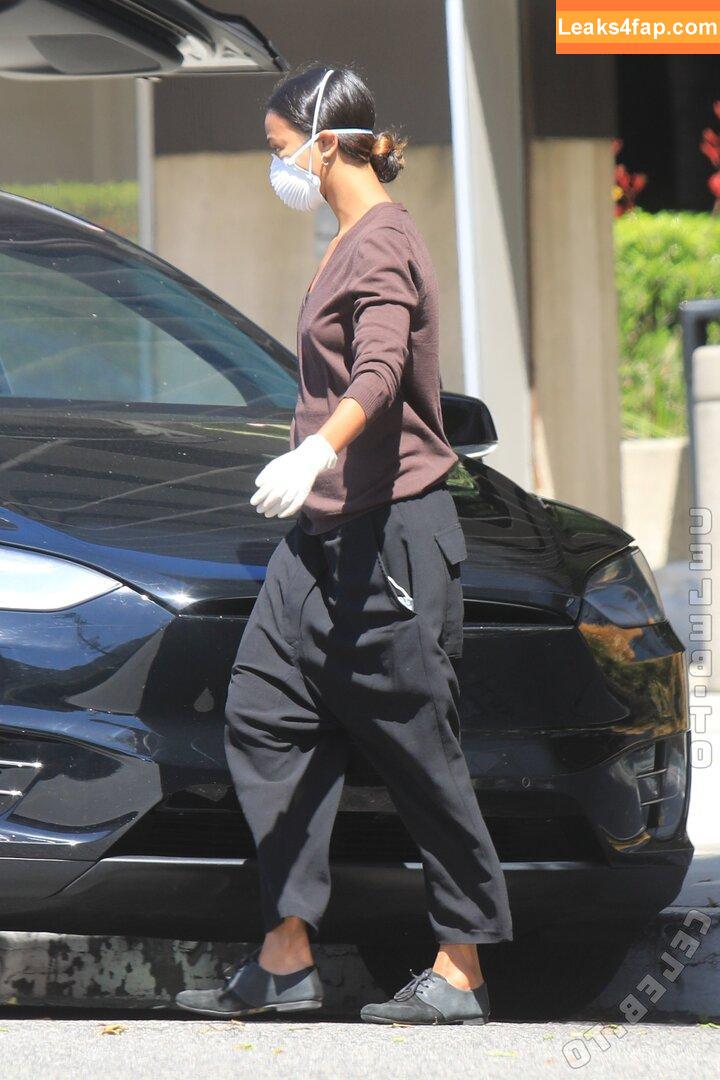 Zoe Saldana / https: / zoesaldana leaked photo photo #0788