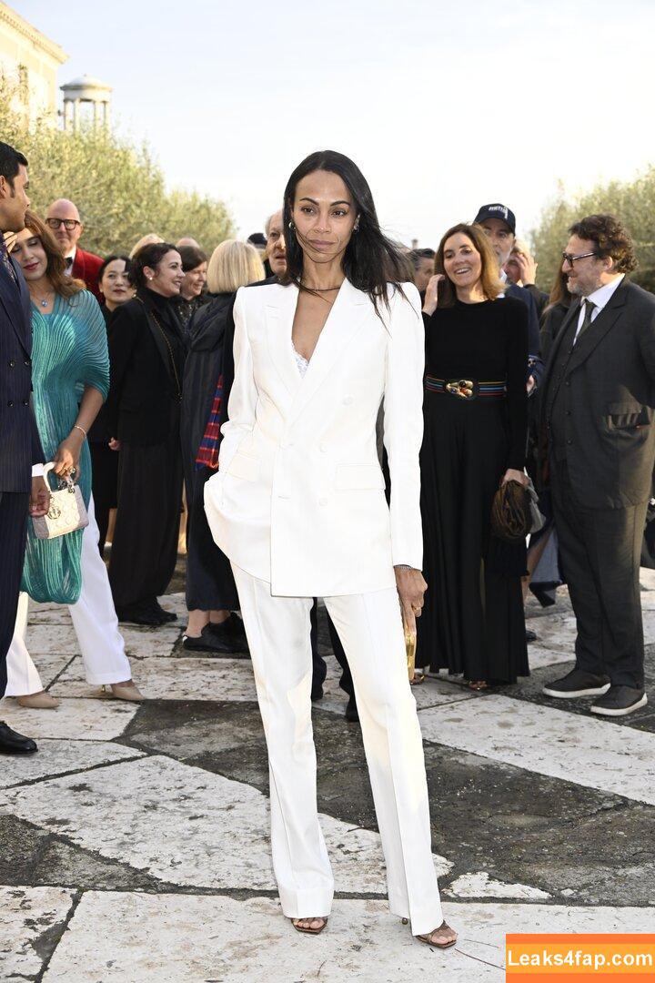 Zoe Saldana / https: / zoesaldana leaked photo photo #0817